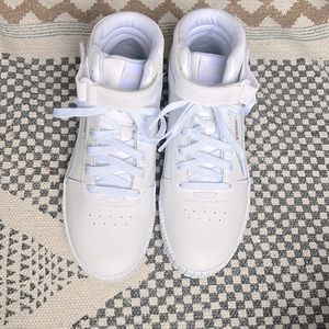 Puma - Carina Street Mid Women's Sneakers